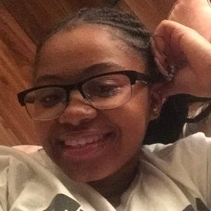 Meet your Posher, Destiny